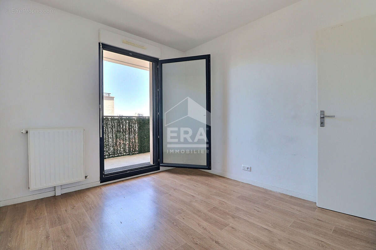 Appartement à AUBERVILLIERS