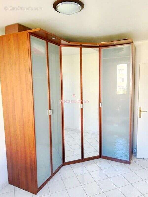 Appartement à MARSEILLE-14E
