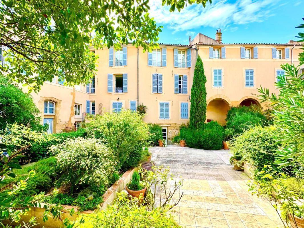Appartement à AIX-EN-PROVENCE