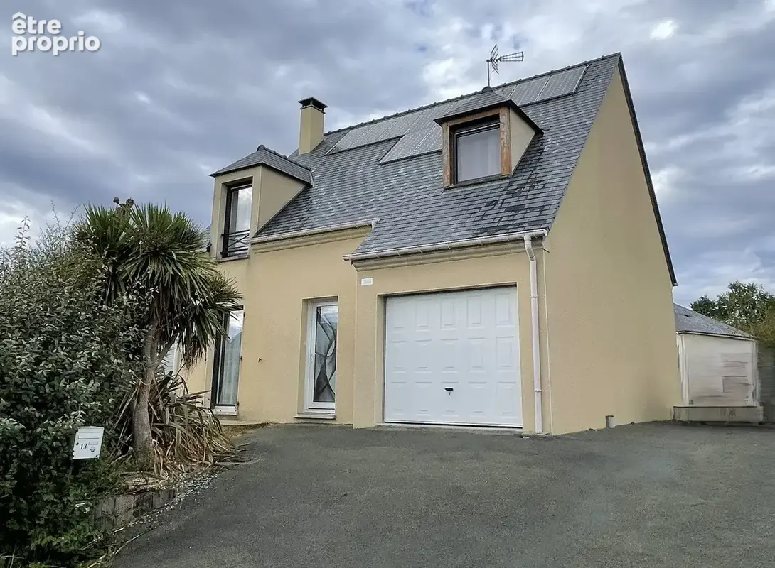 Maison à LA BAZOUGE-DES-ALLEUX