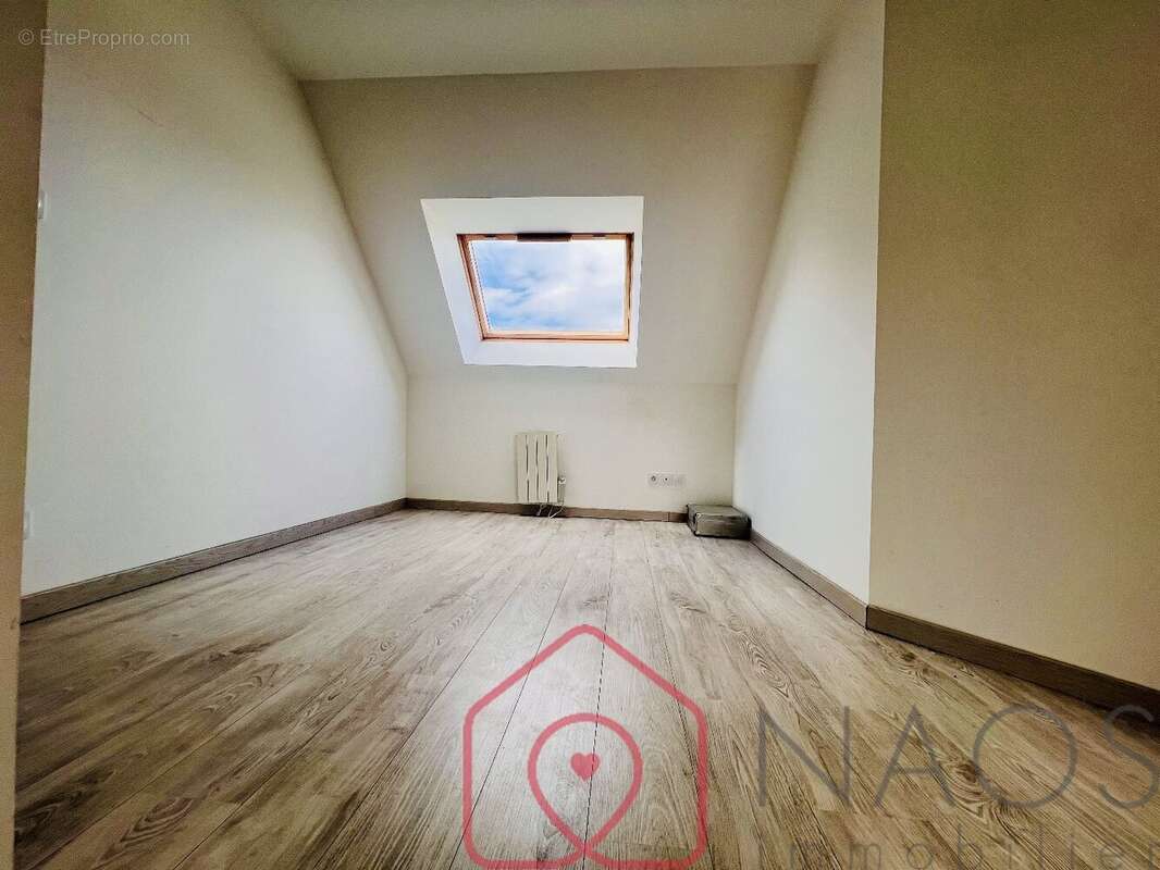 Maison à MINIAC-MORVAN