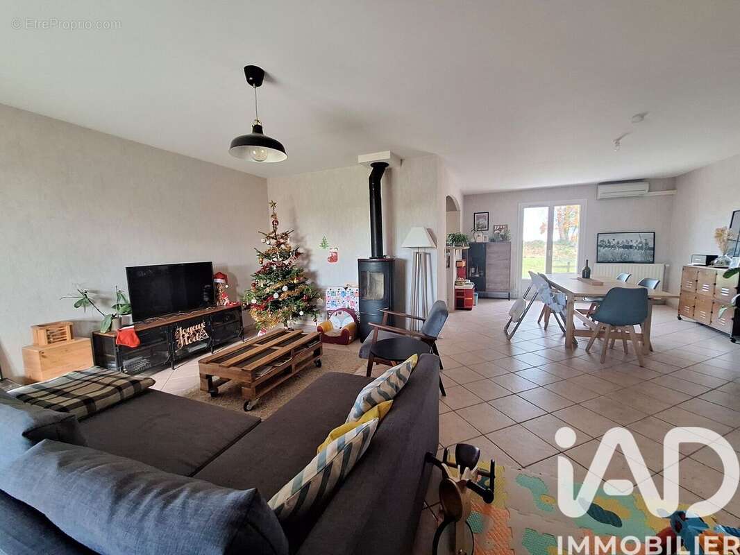 Photo 2 - Maison à VALLESVILLES