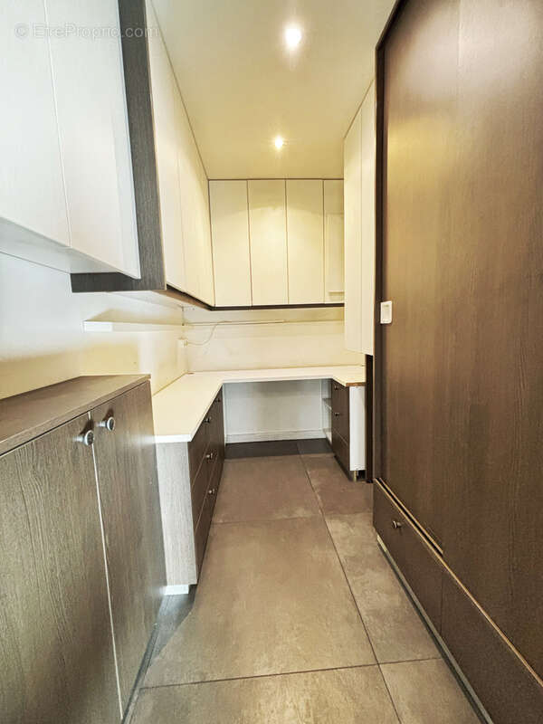 Appartement à LYON-8E