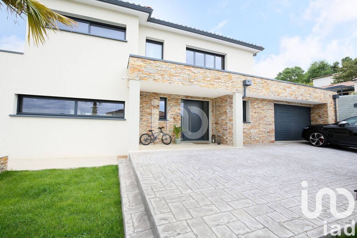 Photo 1 - Maison à AUREVILLE