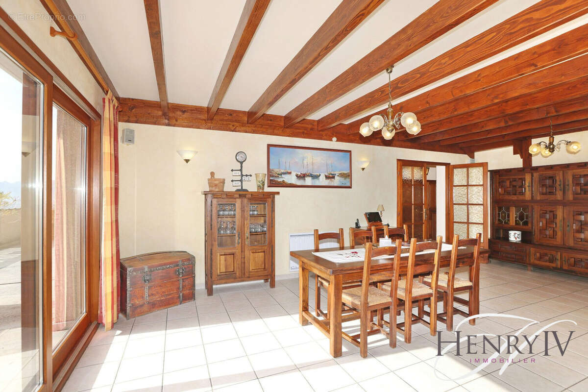 Maison à CORENC
