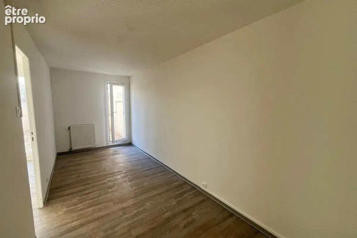 Résidence "Le Pignes 1" - T4 N°E3468A212L - photo 3