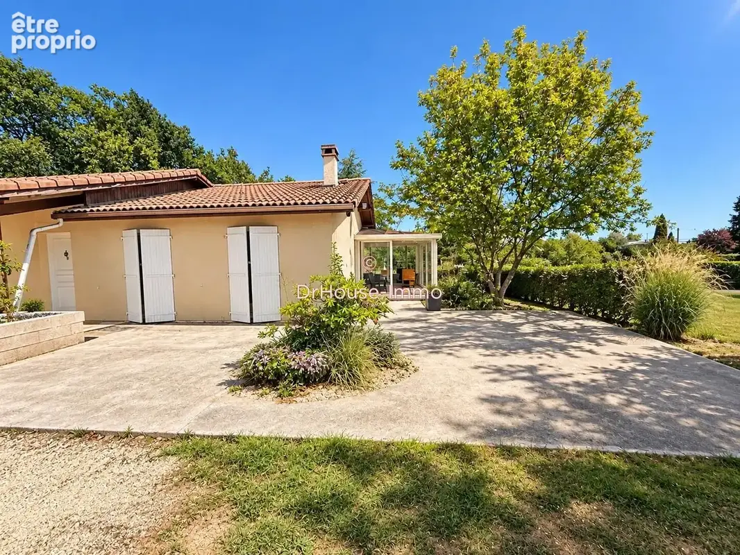 Maison 4 pièces 104 m² à vendre à Genissac (33420) - photo 2