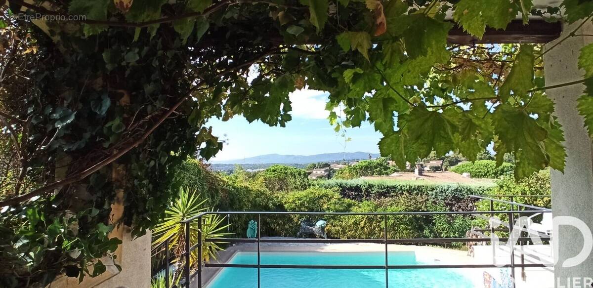 Photo 1 - Maison à FREJUS