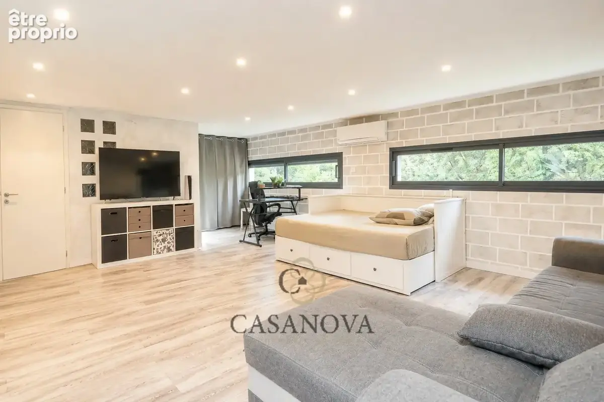 Villa contemporaine de 280 m² sur 1,3 hectare - photo 17