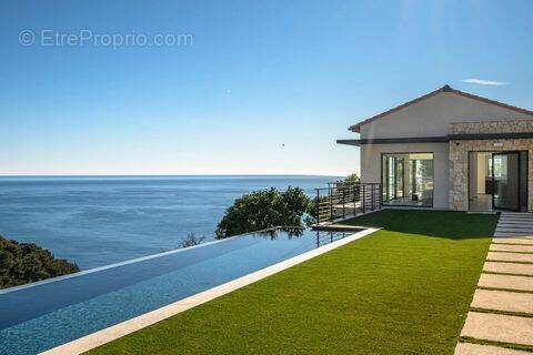 Maison à ROQUEBRUNE-CAP-MARTIN