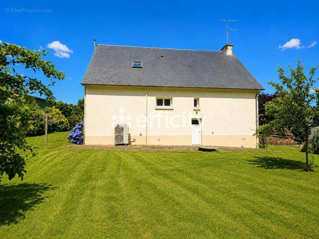Maison 130 m² à Pire-Sur-Seiche  - photo 12
