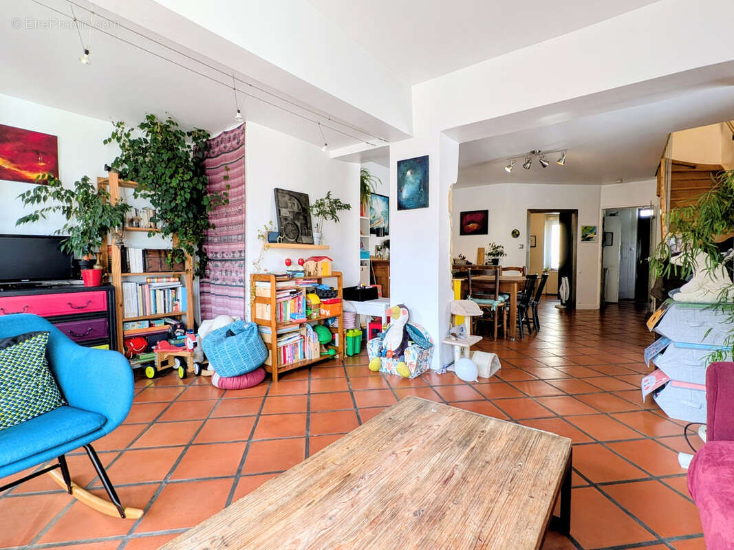 Maison à JARVILLE-LA-MALGRANGE