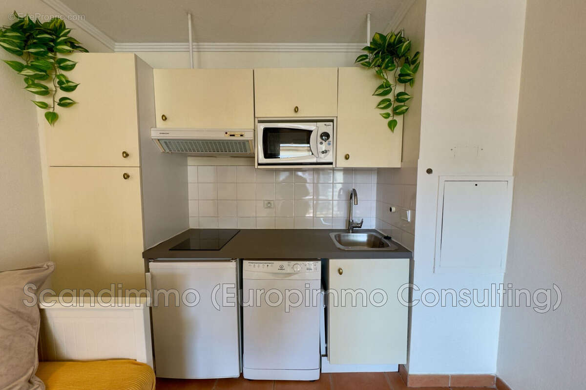 Appartement à MANDELIEU-LA-NAPOULE