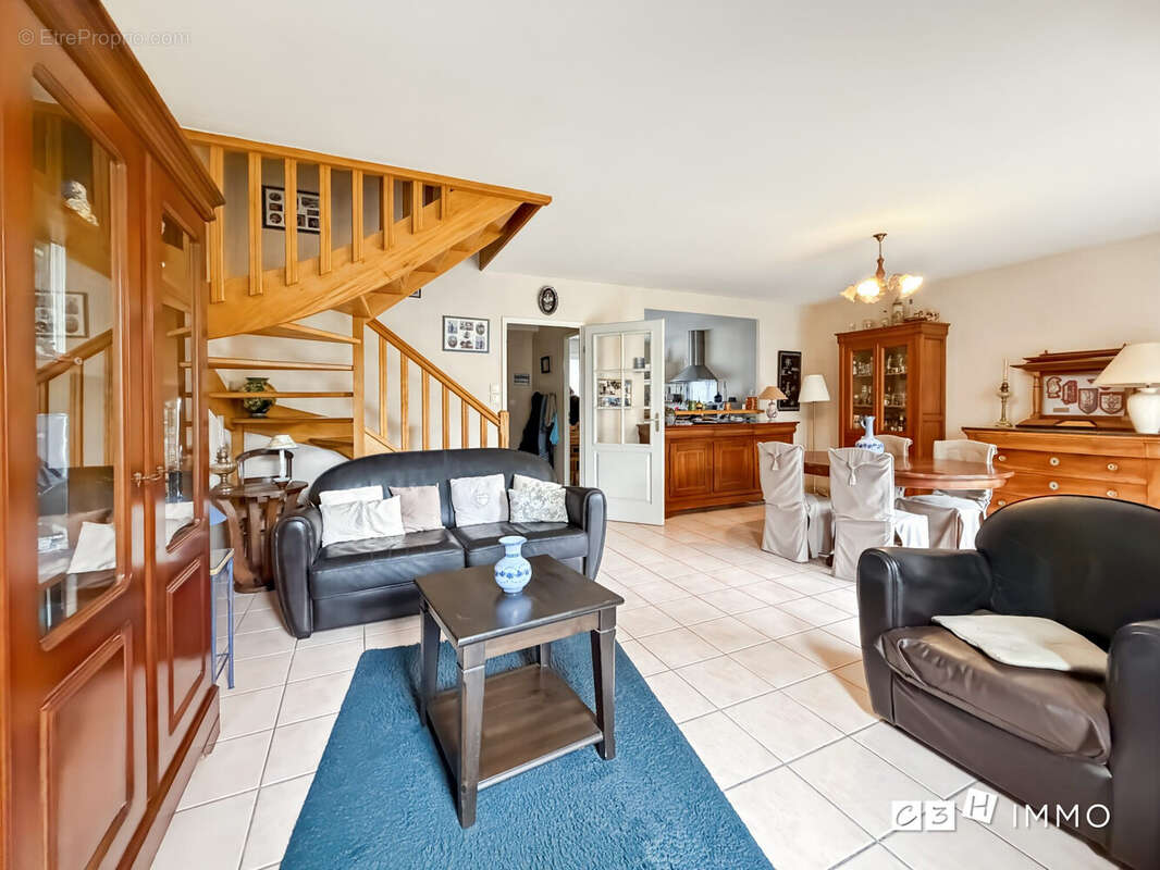 Maison à VILLENEUVE-TOLOSANE