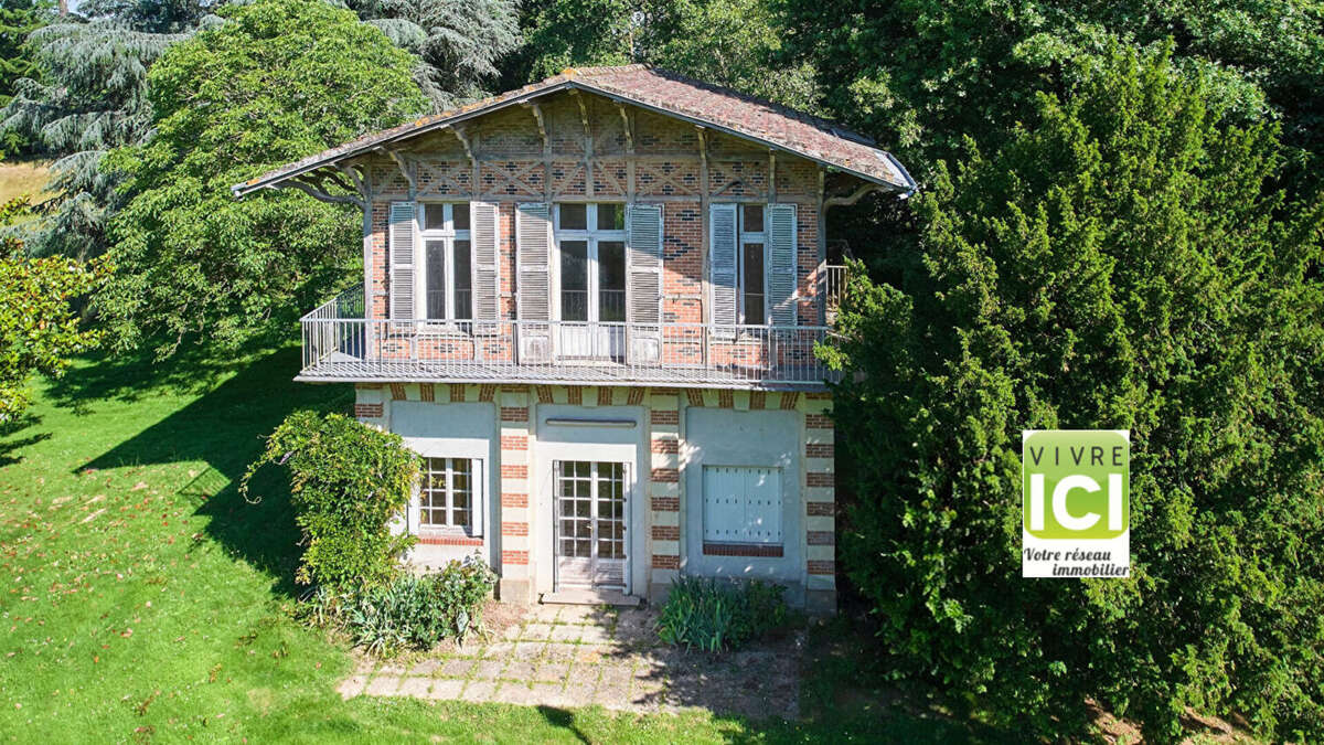 Maison à LA CHAPELLE-BASSE-MER