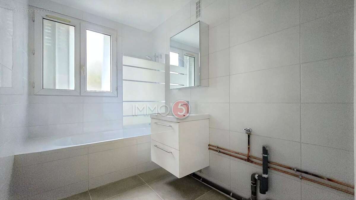 Appartement à VILLEMOMBLE