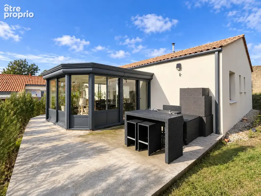 LANDERONDE   Maison de plain-pied avec véranda et suite parentale - photo 1