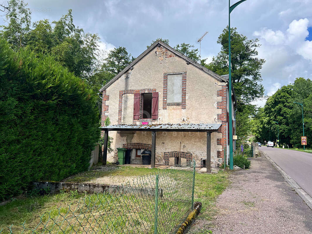 Maison à SAINT-PRIVE
