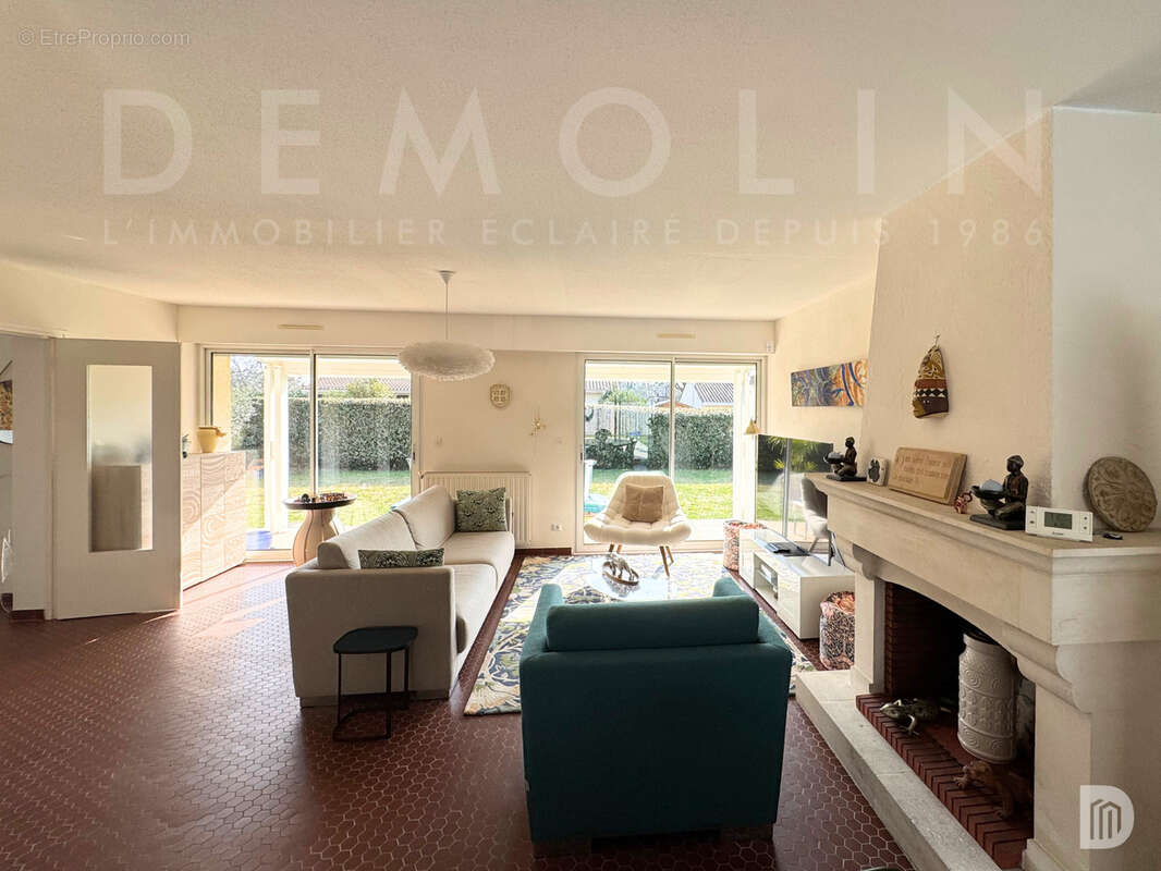 Maison à LE HAILLAN