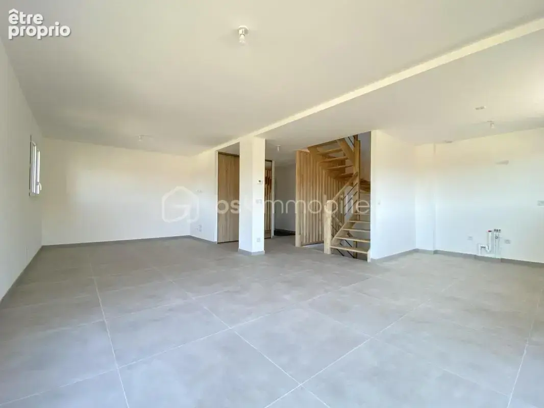 Magnifique maison 5 pièces sur 1088m2 de terrain à l'entrée de Sillingy - photo 1