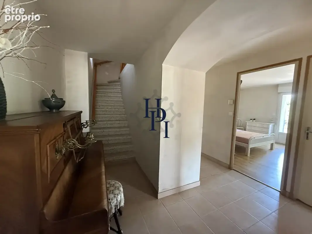 Vente Maison avec dépendances et terrains Montaigut - photo 2