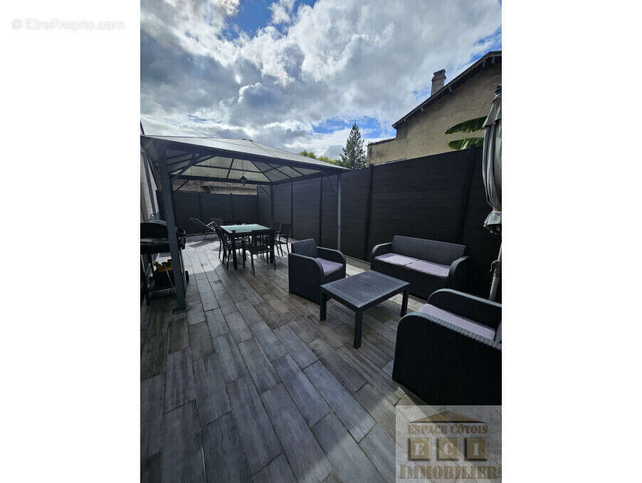 Maison à LA COTE-SAINT-ANDRE