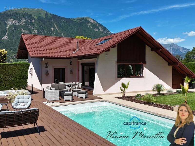 Maison à BONNEVILLE