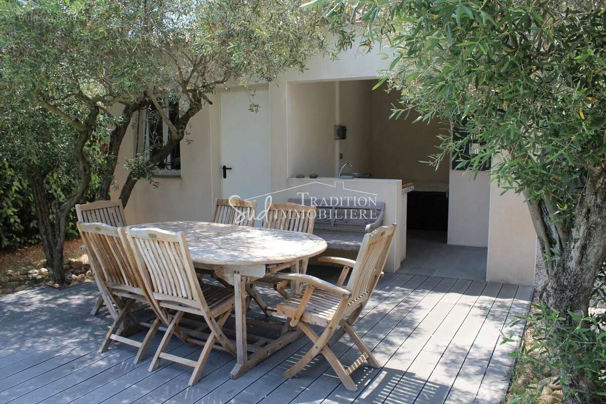 Maison à MAUSSANE-LES-ALPILLES