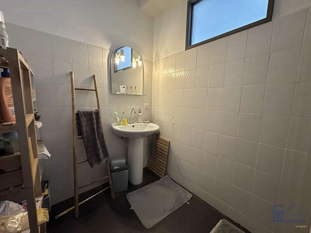 Maison à MORTAGNE-SUR-GIRONDE