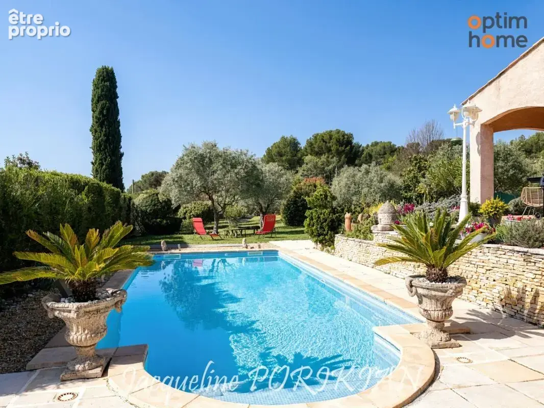 La Motte d'Aigues : Villa 4/5 pièces plus dépendance sur 3 160 m² de terrain arboré avec piscine - photo 5