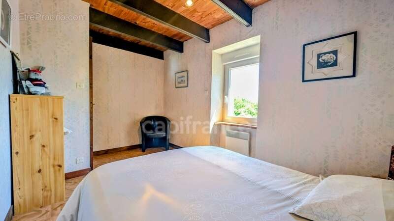Lanarvilly - Maison 140 m² - 6 Chambres - Terrain 3000 m² - photo 15