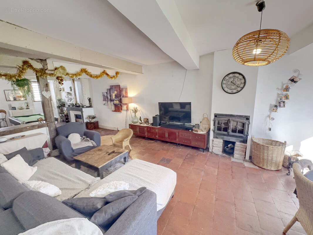Maison à SOUAL