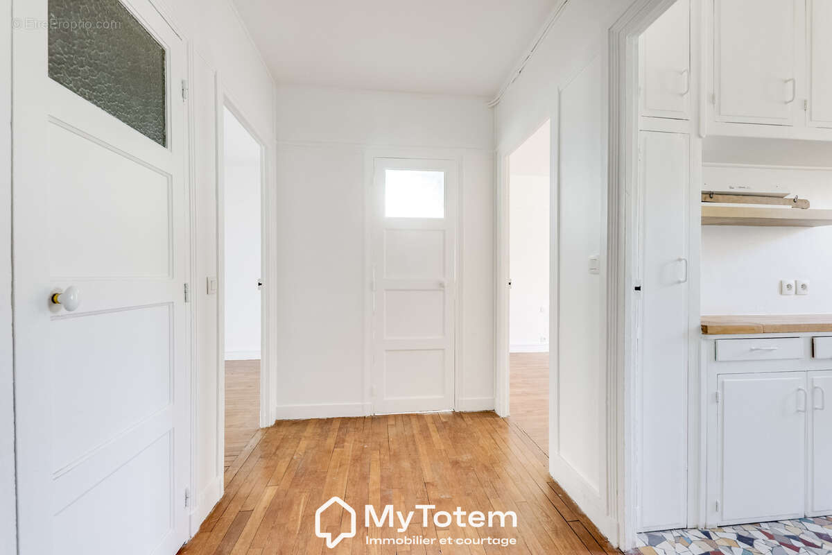 Appartement à LEVALLOIS-PERRET