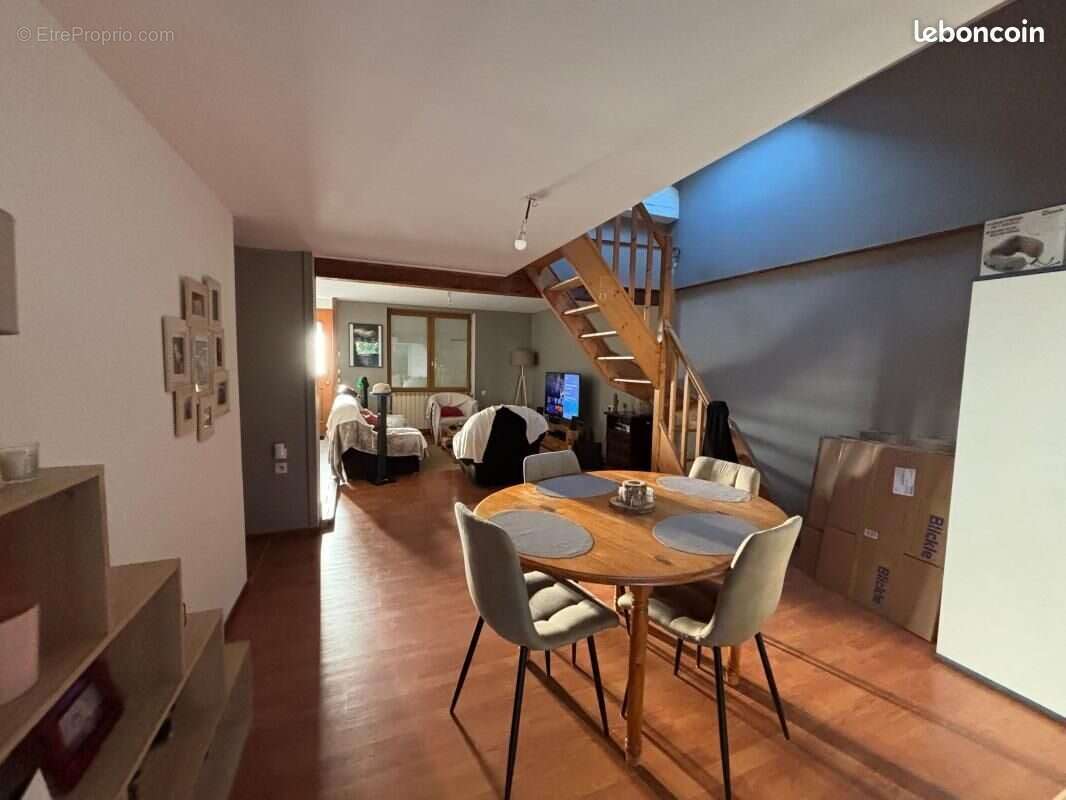 Maison à ROMANS-SUR-ISERE