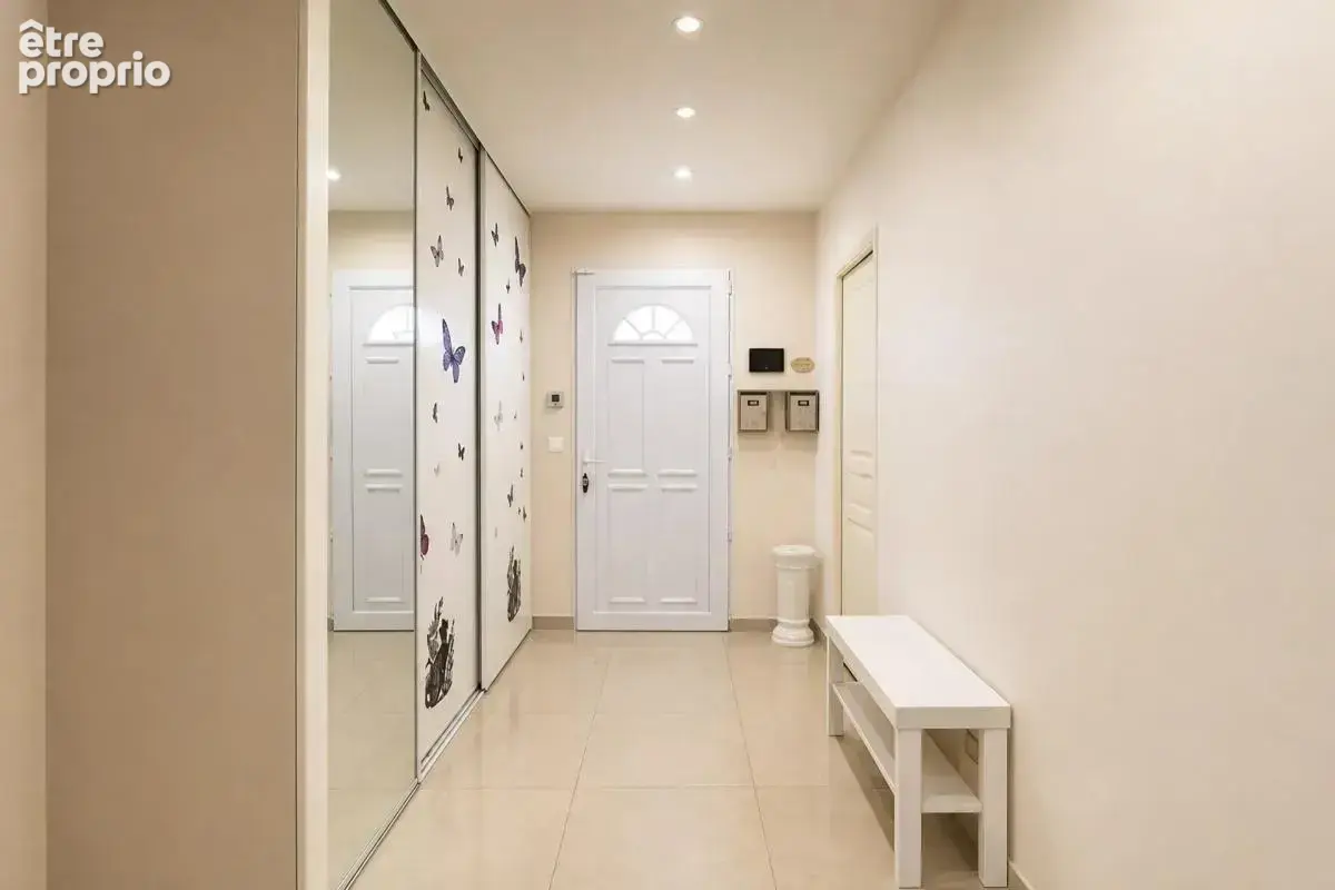 Maison 7 pièces de 197 m2 avec jardin en vente à Courtry - Idéal pour familles - photo 10