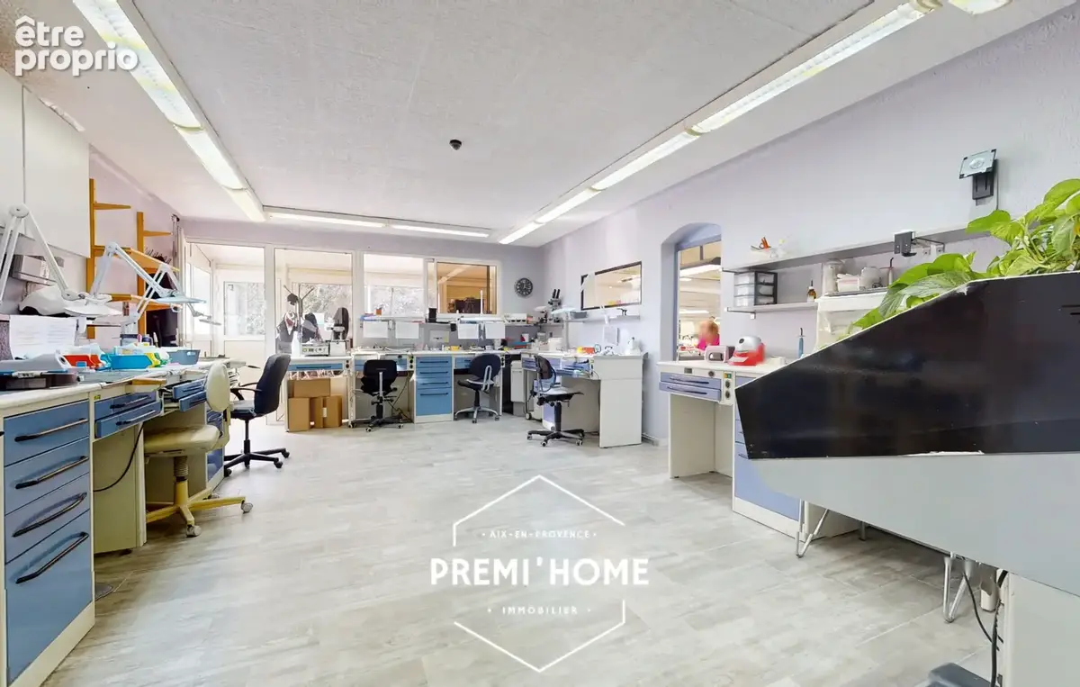 * a vendre local 93m2 quartier axium aix * - photo 5