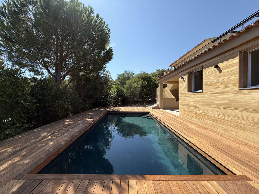 -Superbe villa avec vue Mer à Porto-Vecchio ! - photo 4
