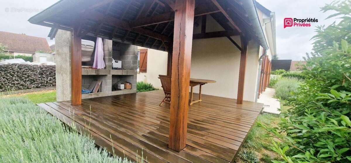 Pavillon de 139 m² - 6 pièces et 4 chambres sur sous-sol - terrain de 1486 m² - photo 16
