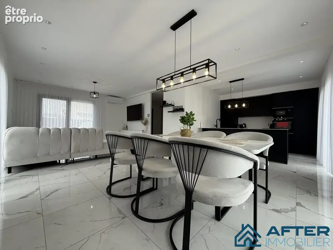 Maison 113 m² à Blainville-Sur-L'eau  - photo 9
