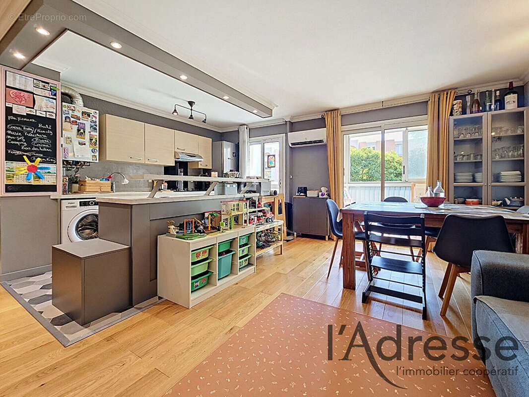 RARE ! Appartement rénové 3 pièces 66m² avec GARAGE !! - photo 10