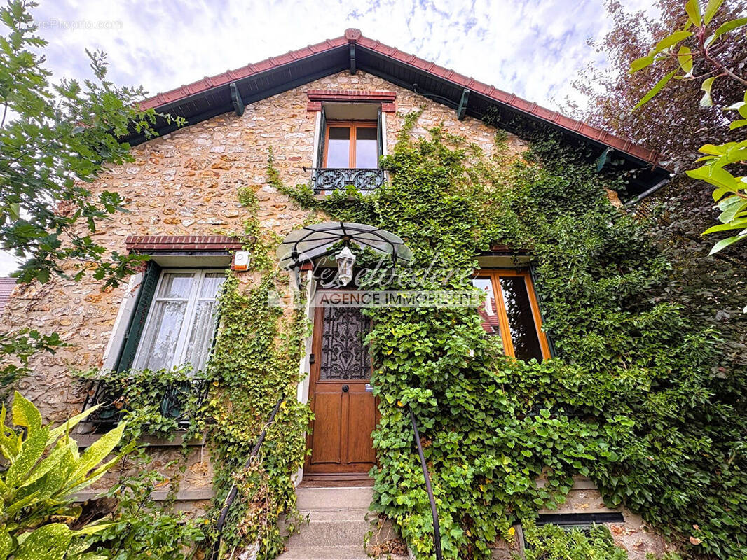 Maison à SAINT-LEU-LA-FORET