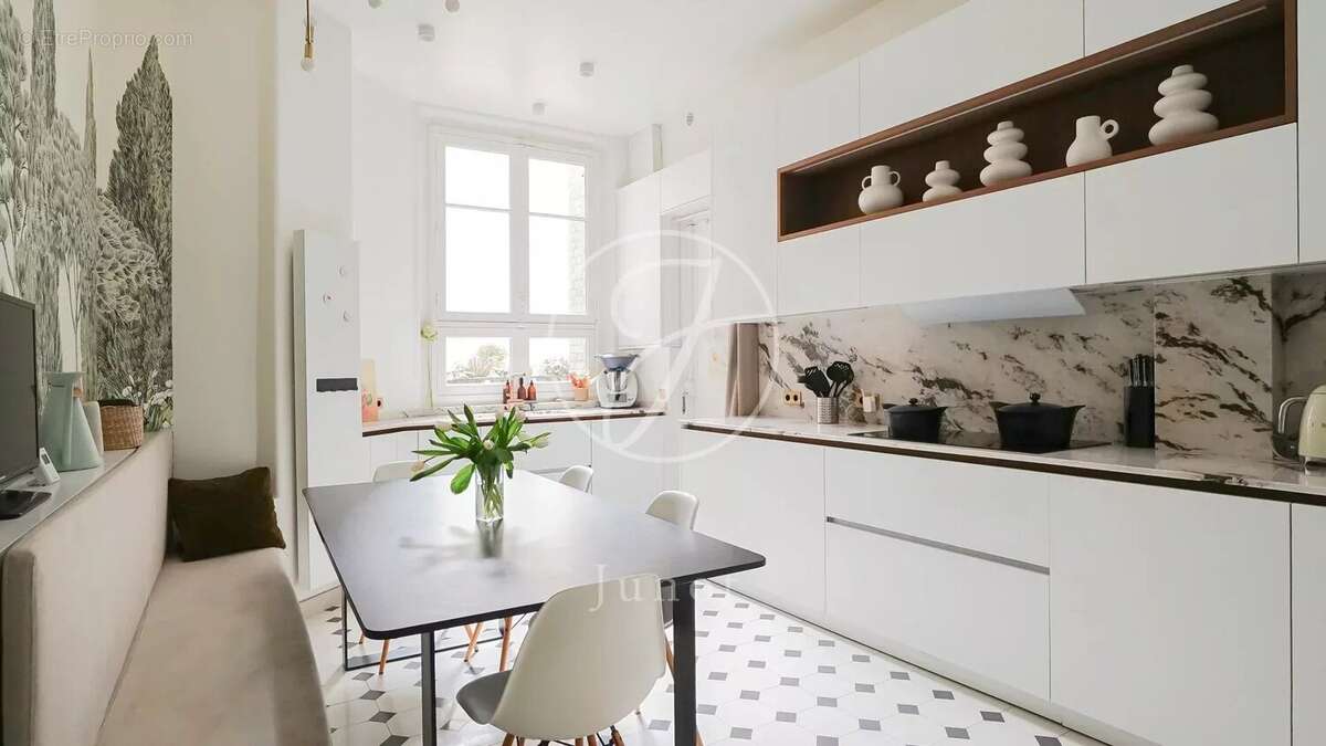 Appartement à PARIS-5E