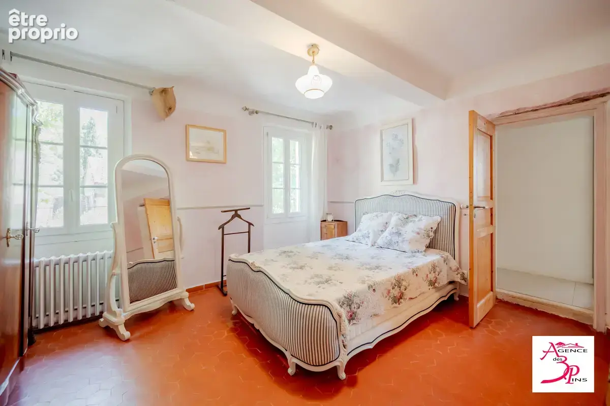 Maison 5 pièces 200 m² à vendre à Pierrefeu-Du-Var (83390) - photo 8
