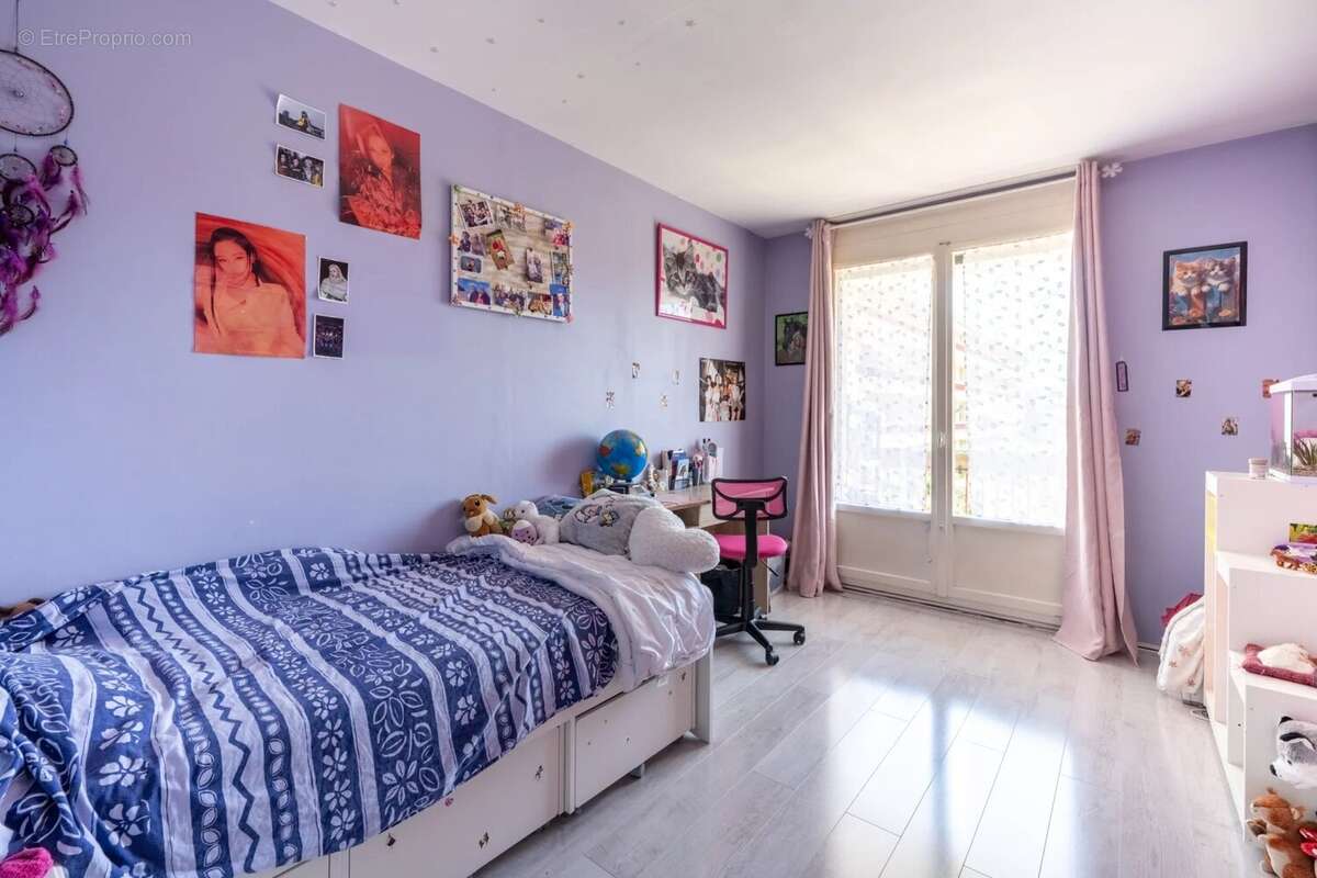 Appartement 78 m² à Acheres  - photo 8