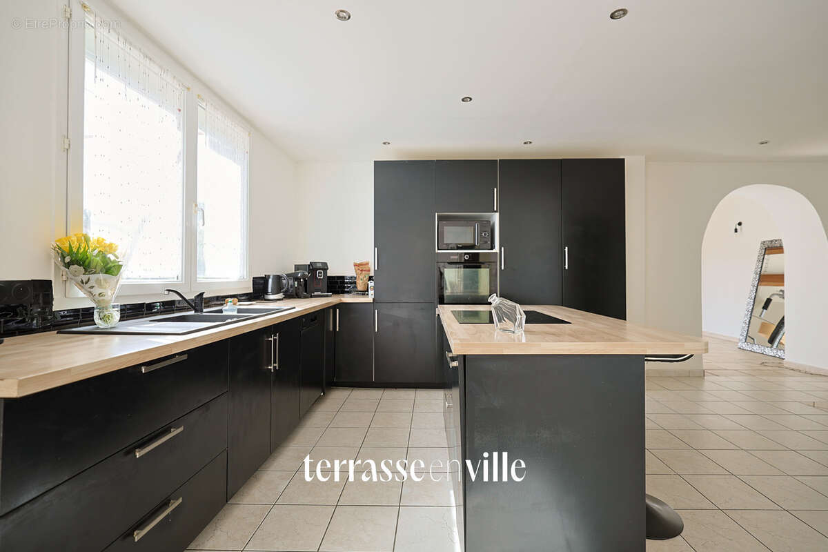 Maison à LA BOUILLADISSE