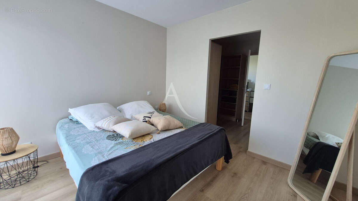 Maison à CORME-ROYAL