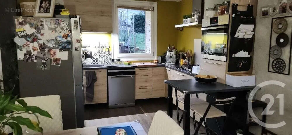 Maison à LAFEUILLADE-EN-VEZIE