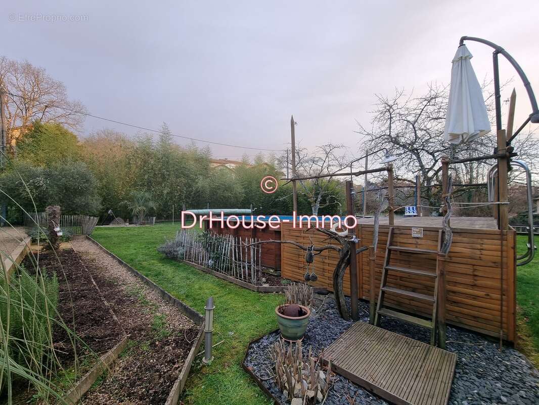 Maison à MOULEYDIER