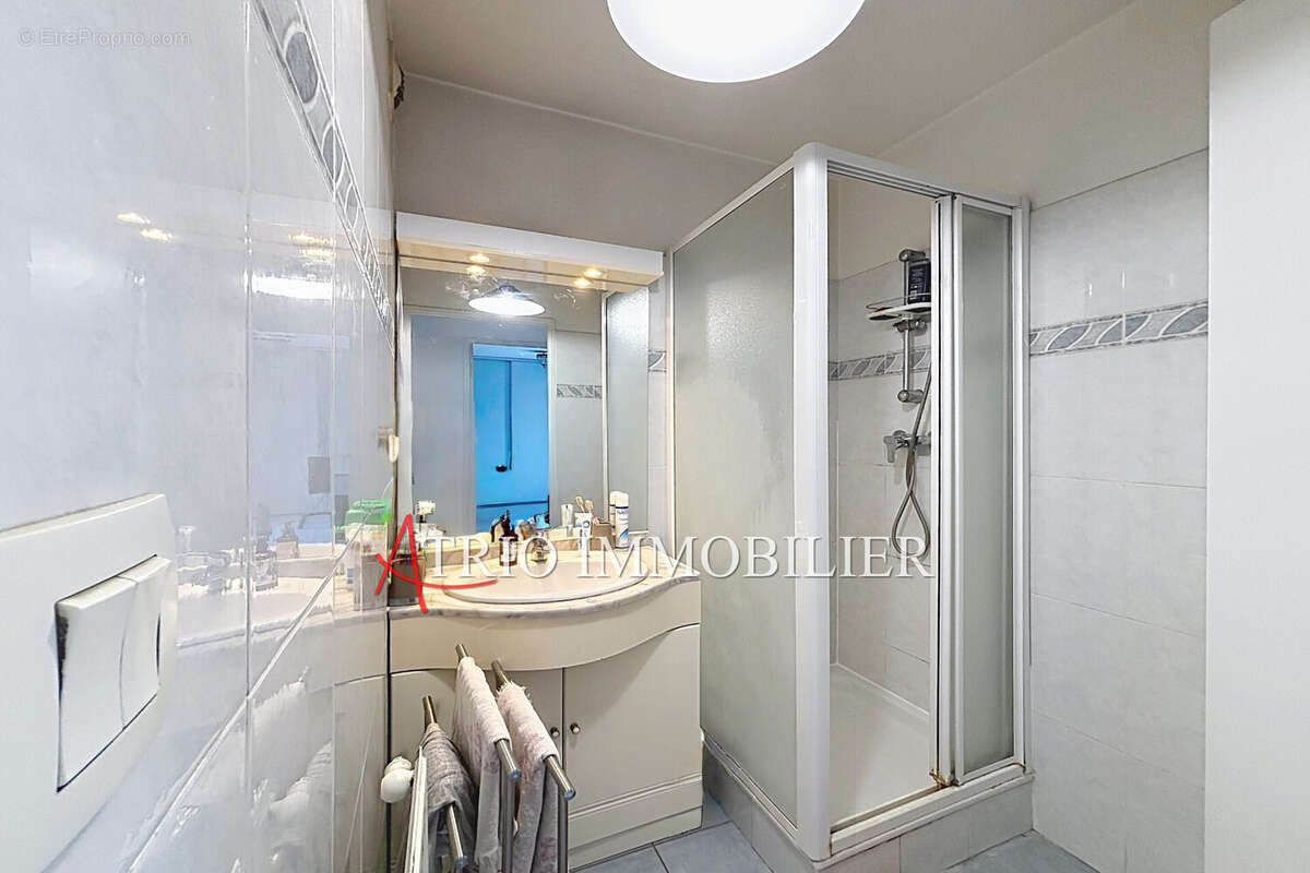 Appartement 65 m² à Cagnes-Sur-Mer  - photo 9