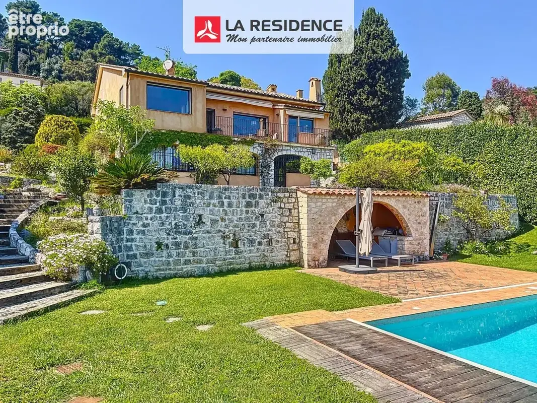 Maison 172 m² à La Colle-Sur-Loup  - photo 3